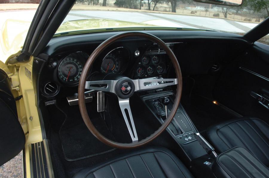  Chevrolet Corvette 427 L68 Convertible 1968 года  (фото 6 из 7)